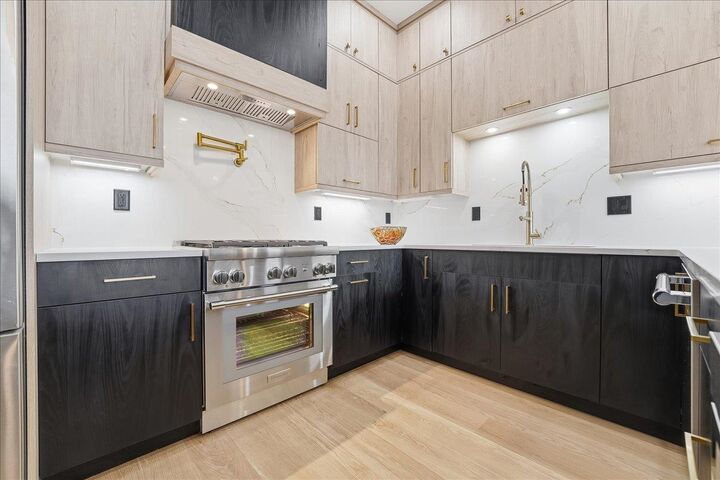 Property Photo:  134 Hancock Ave 2  NJ 07307 