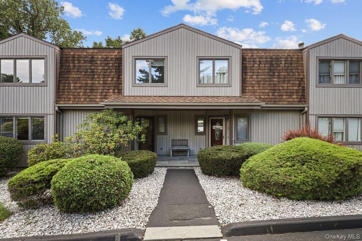 Property Photo: 5 Meadowlark Circle NY 10566