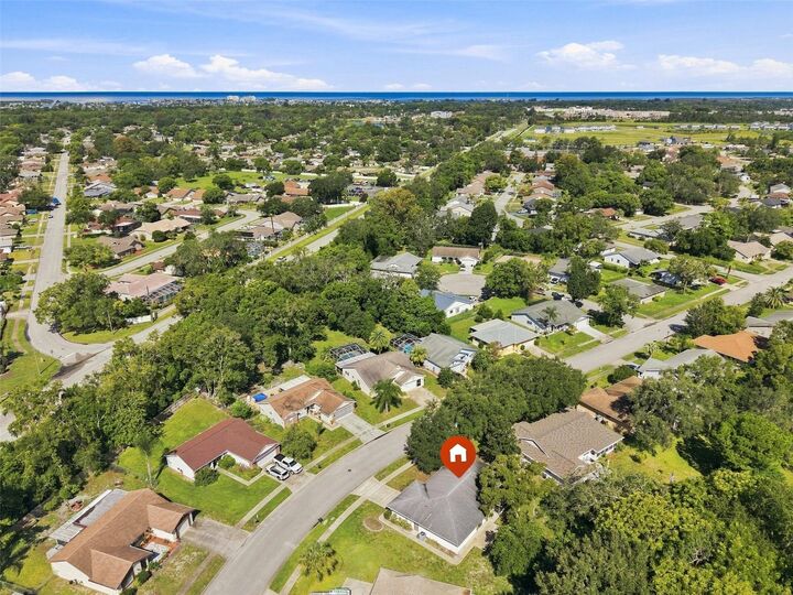 Property Photo:  13300 Shadberry Lane  FL 34667 