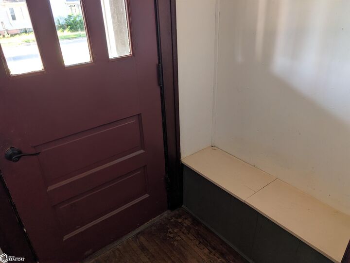 Property Photo:  1103 South Street  IA 52601 