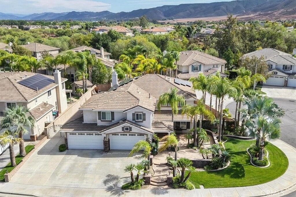 Property Photo:  42151 Kimberly  CA 92562 