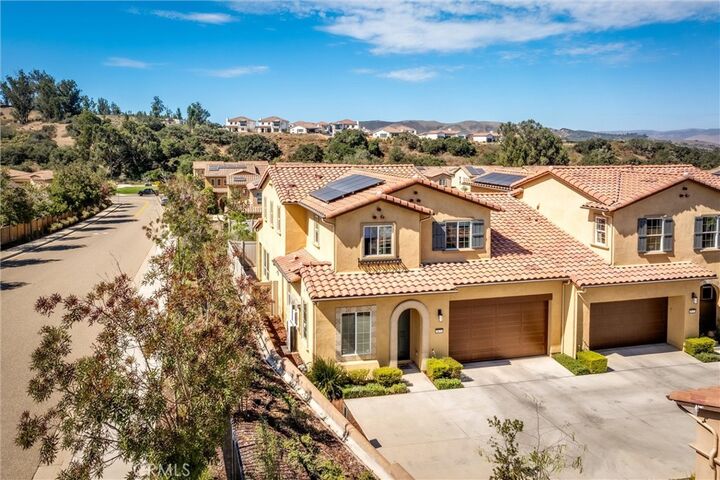 Property Photo:  5675 Aidan Way  CA 93455 