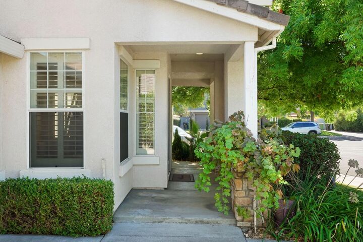 Property Photo:  9139 Elkins Court  CA 95758 