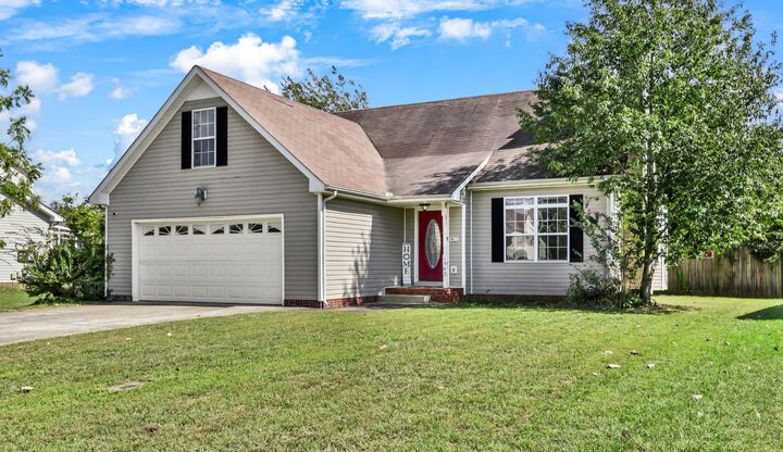 Property Photo: 1967 Whirlaway Cir TN 37042
