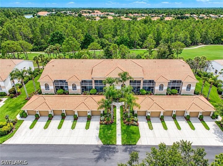 Property Photo: 3685 Buttonwood Way 1521 FL 34112