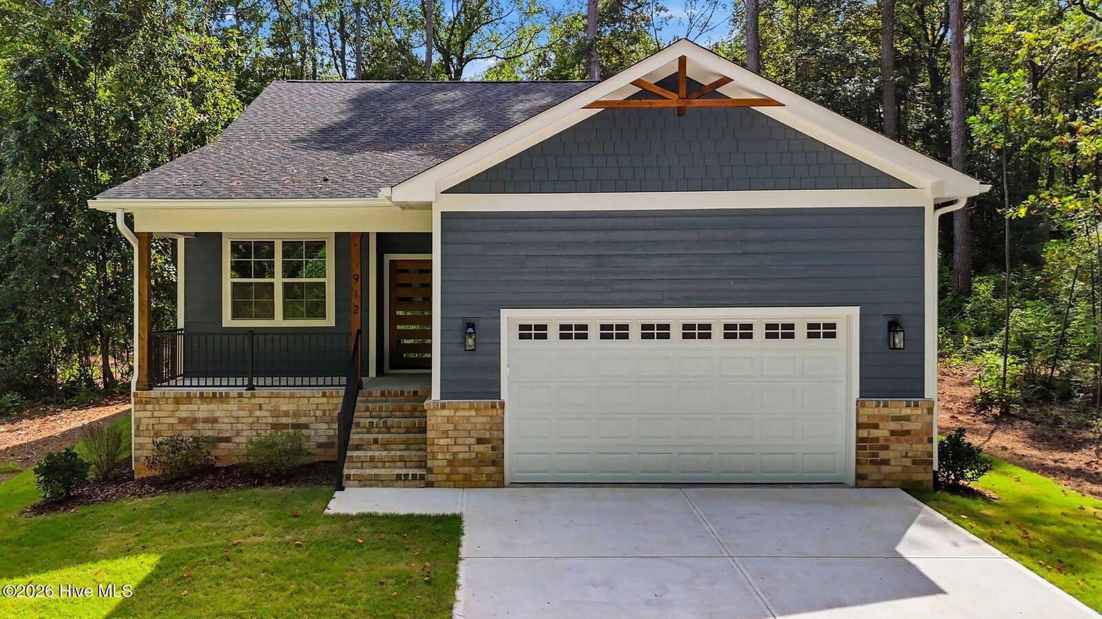 Property Photo:  912 Thrush Drive  NC 28394 
