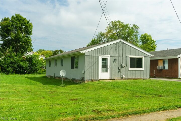 Property Photo:  1937 4th Street  OH 44870 