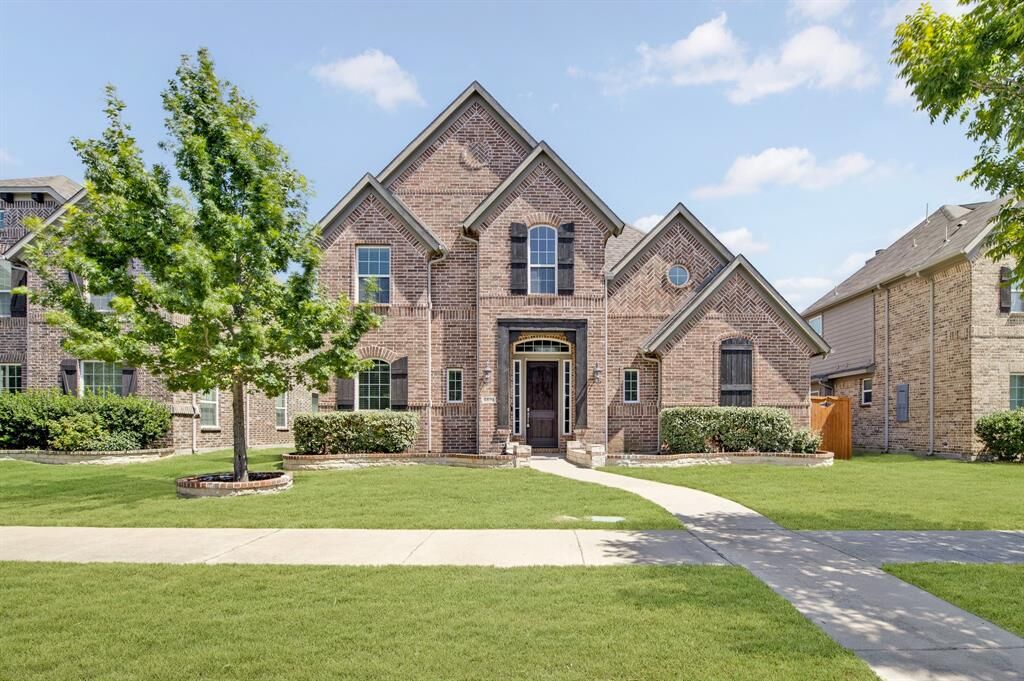 Property Photo: 5624 Domer Drive TX 75035
