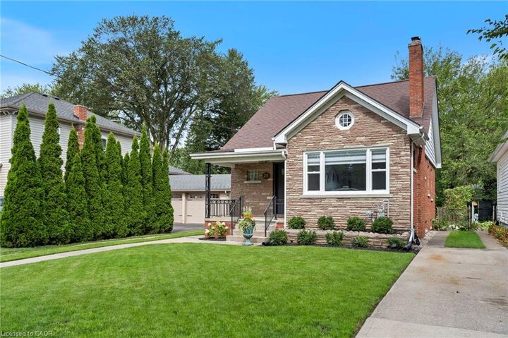 Property Photo:  25 Mc Call Street  ON N3Y 2C5 