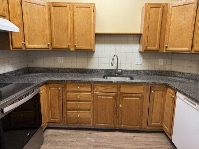 Property Photo:  170 Middleboro Ave 1  MA 02718 