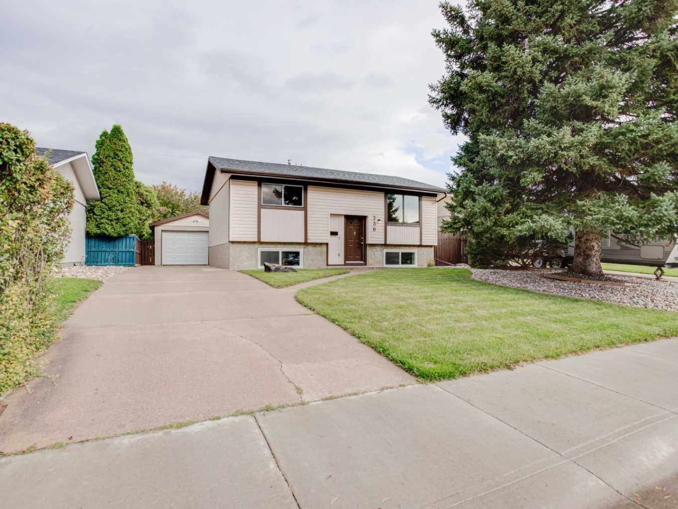 Property Photo:  230 Eagle Road N  AB T1H 4S6 