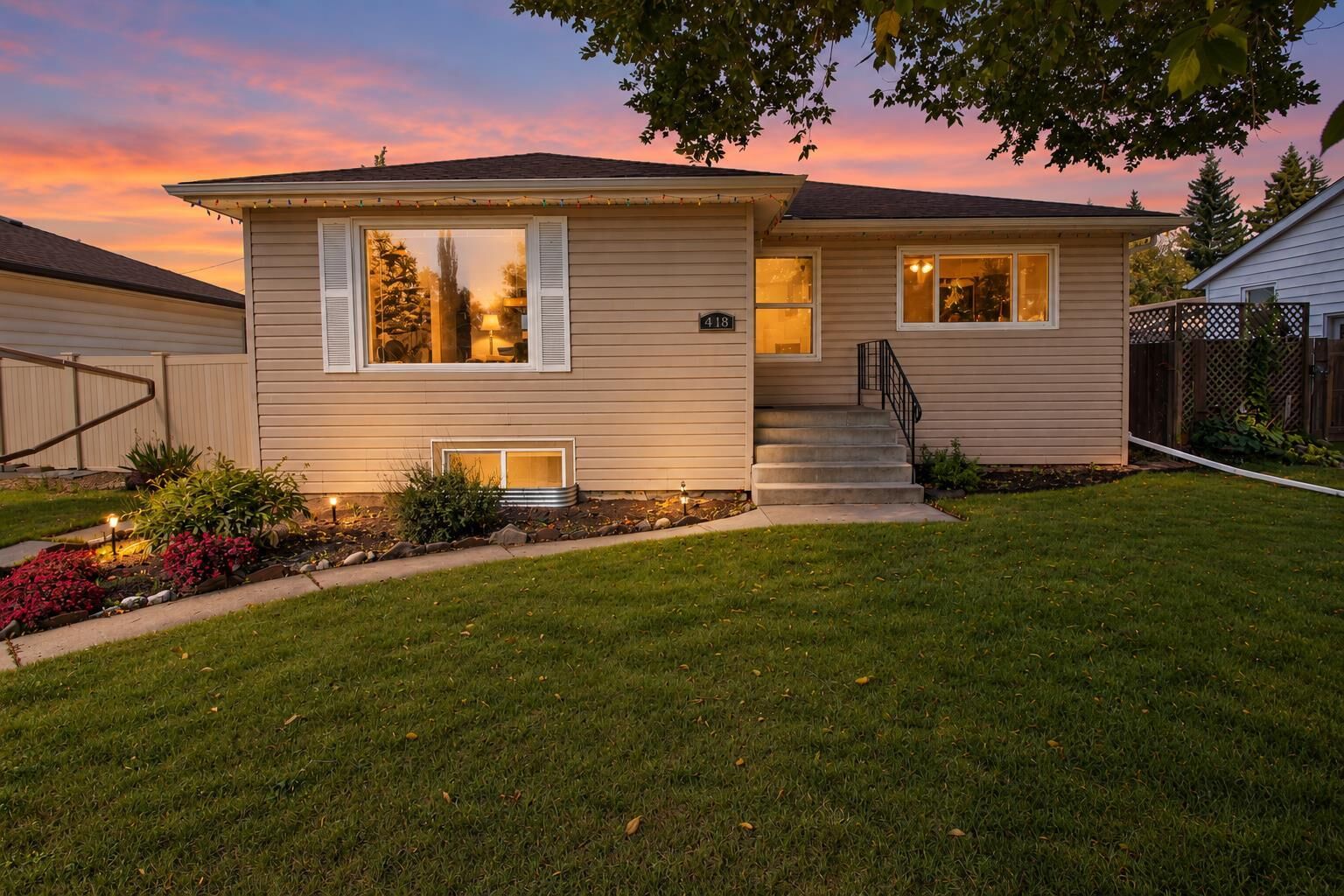 Property Photo: 4118 36 Street AB T4N 0S8