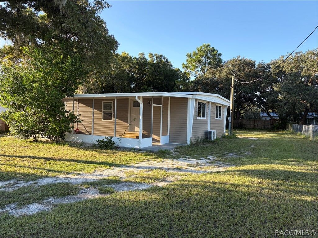Property Photo:  7311 W Brady Lane  FL 34446 