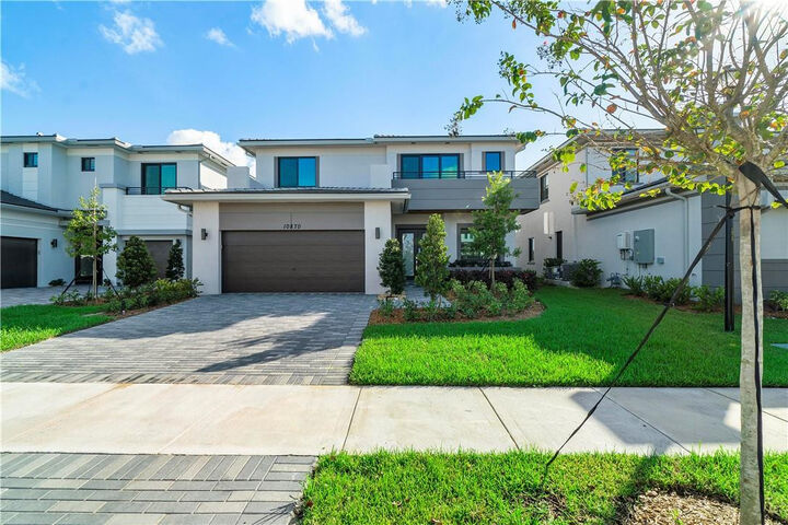 Property Photo:  10870 Oceano Way  FL 33076 