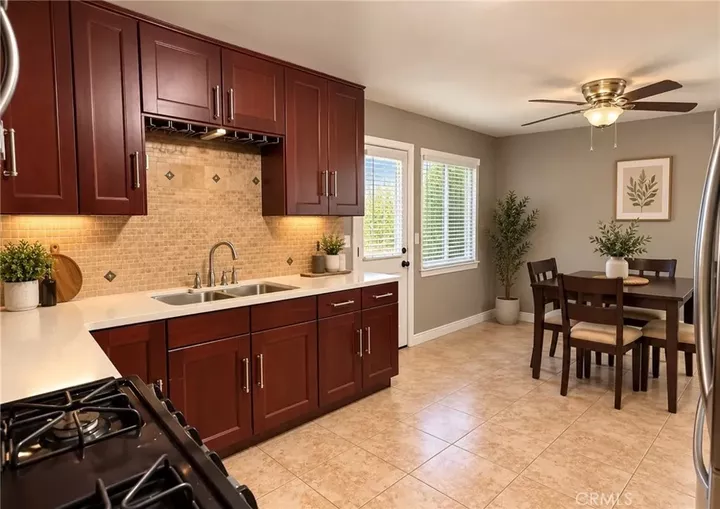 Property Photo: 255 N Yale CA 92544