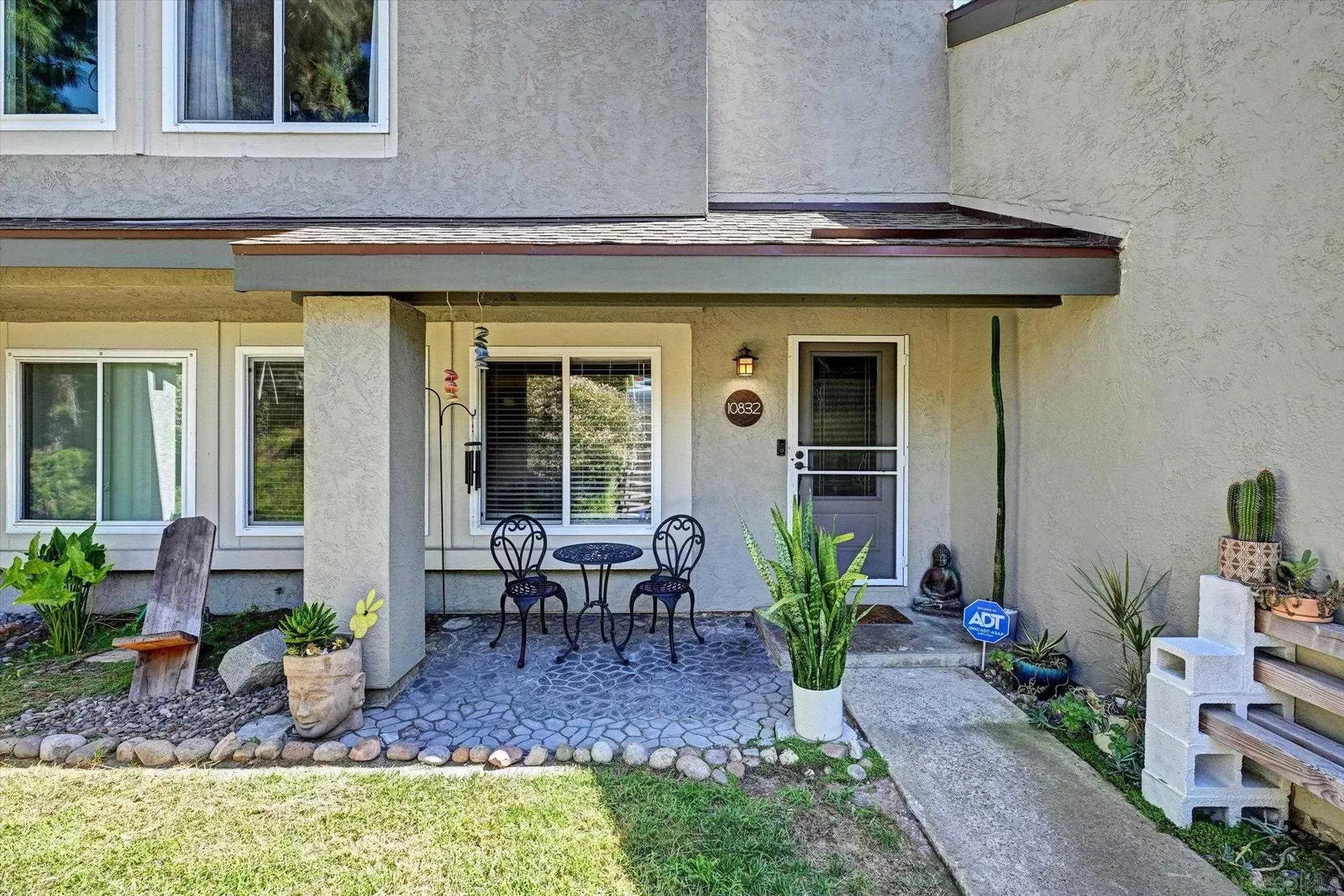 Property Photo: 10832 Macouba Pl CA 92124