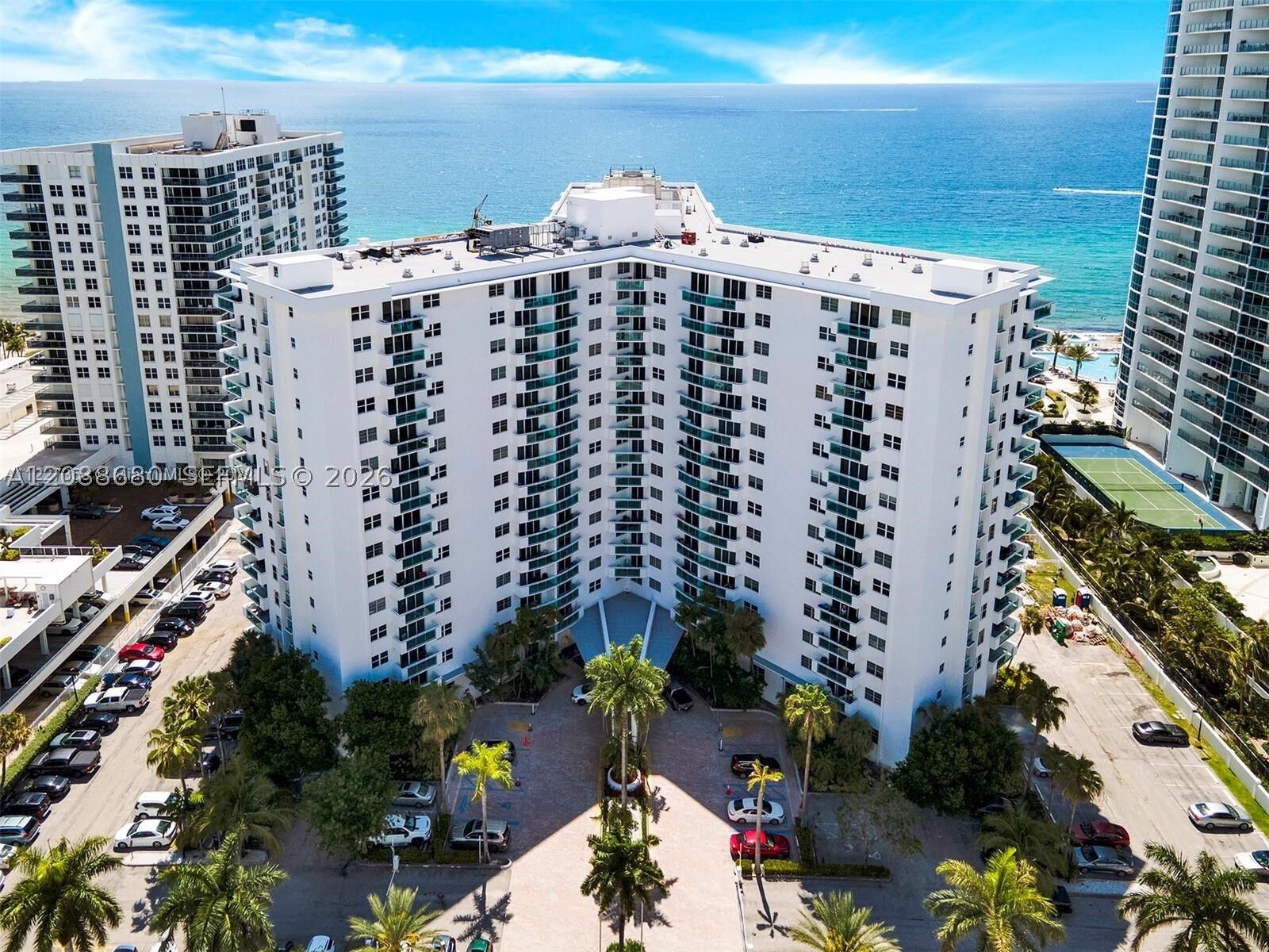 Property Photo: 3001 S Ocean Dr 901 FL 33019
