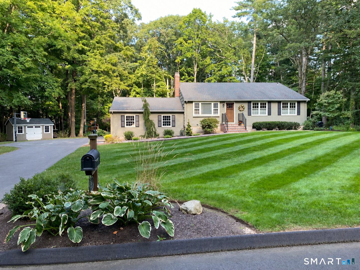 Property Photo:  26 Minister Brook Drive  CT 06070 