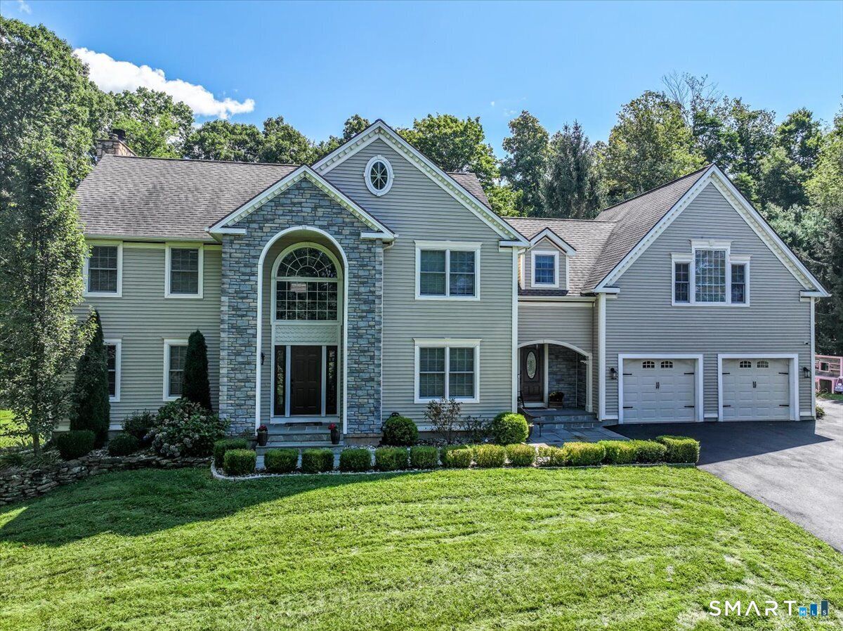 Property Photo: 27 Brittany Drive CT 06422