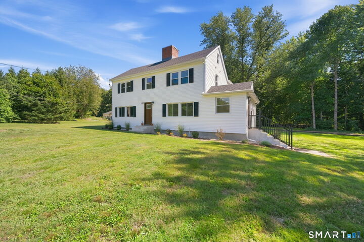 Property Photo:  389 Griffin Road  CT 06074 