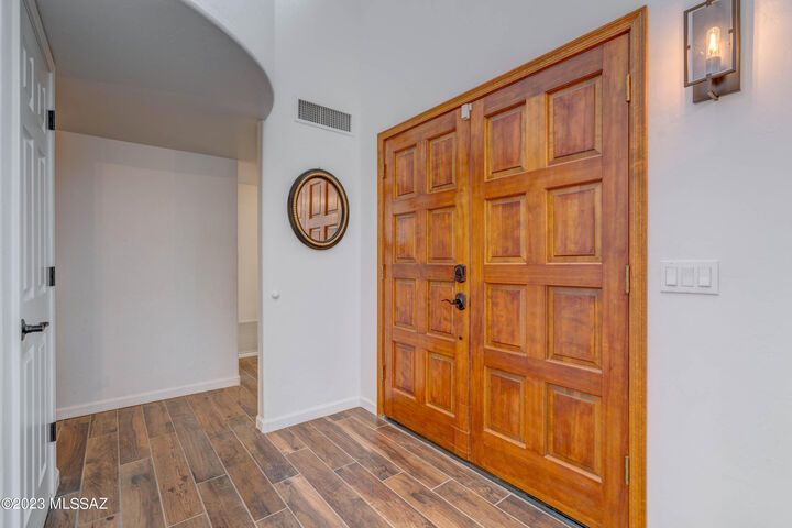 Property Photo: 3049 N Palomino Park Loop AZ 85712