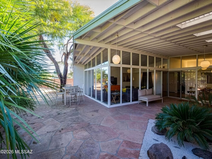 Property Photo:  87 N Placita Del Saco  AZ 85710 