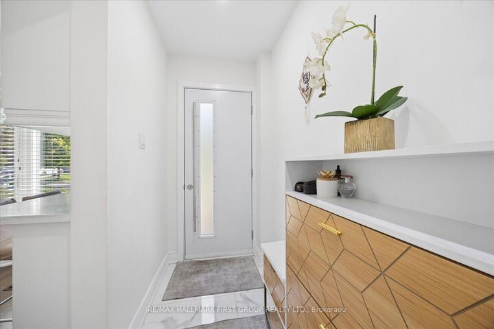 Property Photo:  736 Stonepath Circle  ON L1V 3T1 