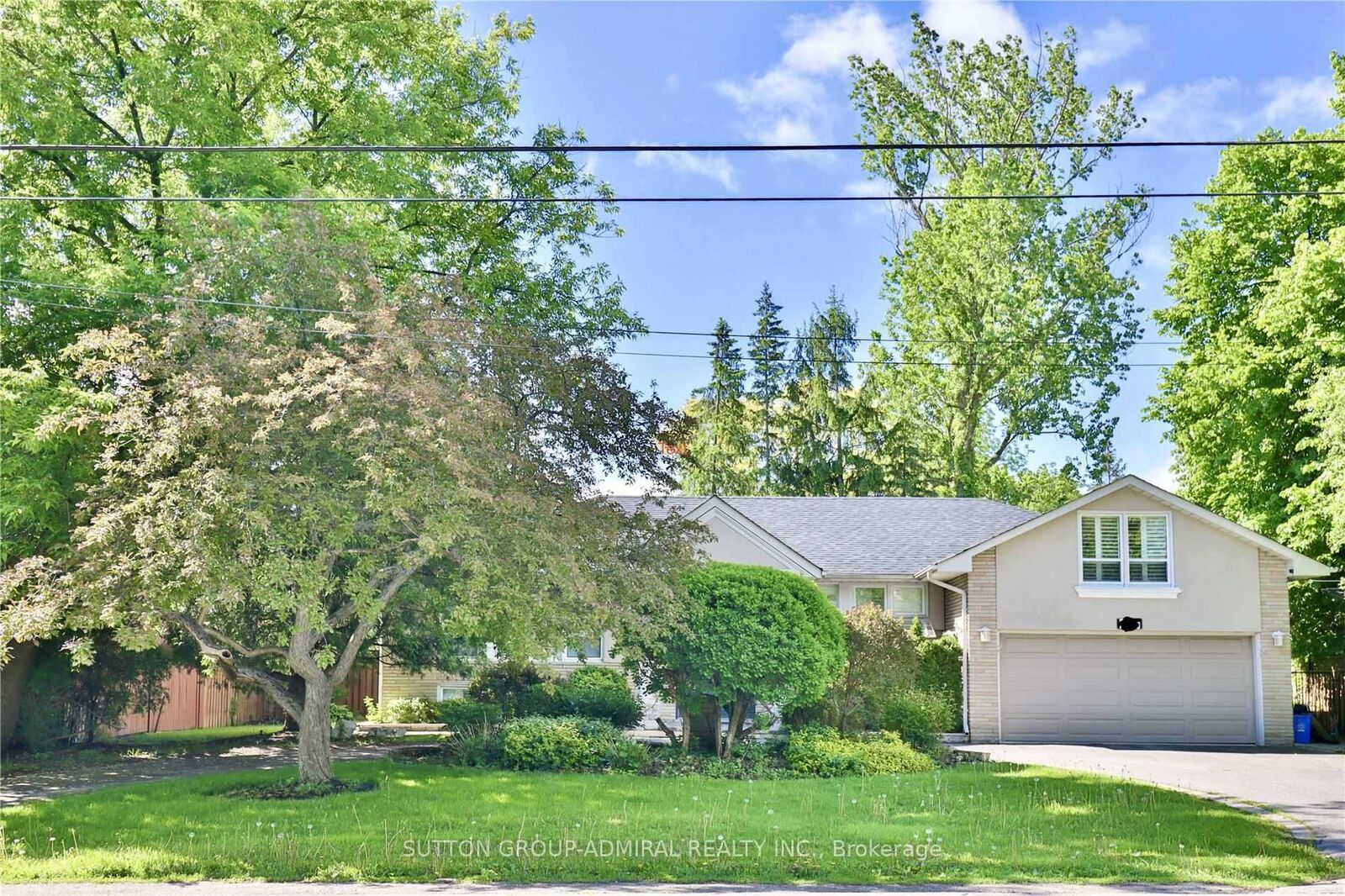 Property Photo:  135 Elgin Street  ON L3T 1W7 