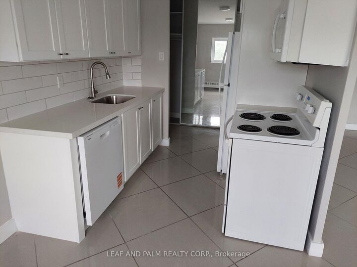 Property Photo: 591 12th Street 12 ON N4N 1W5