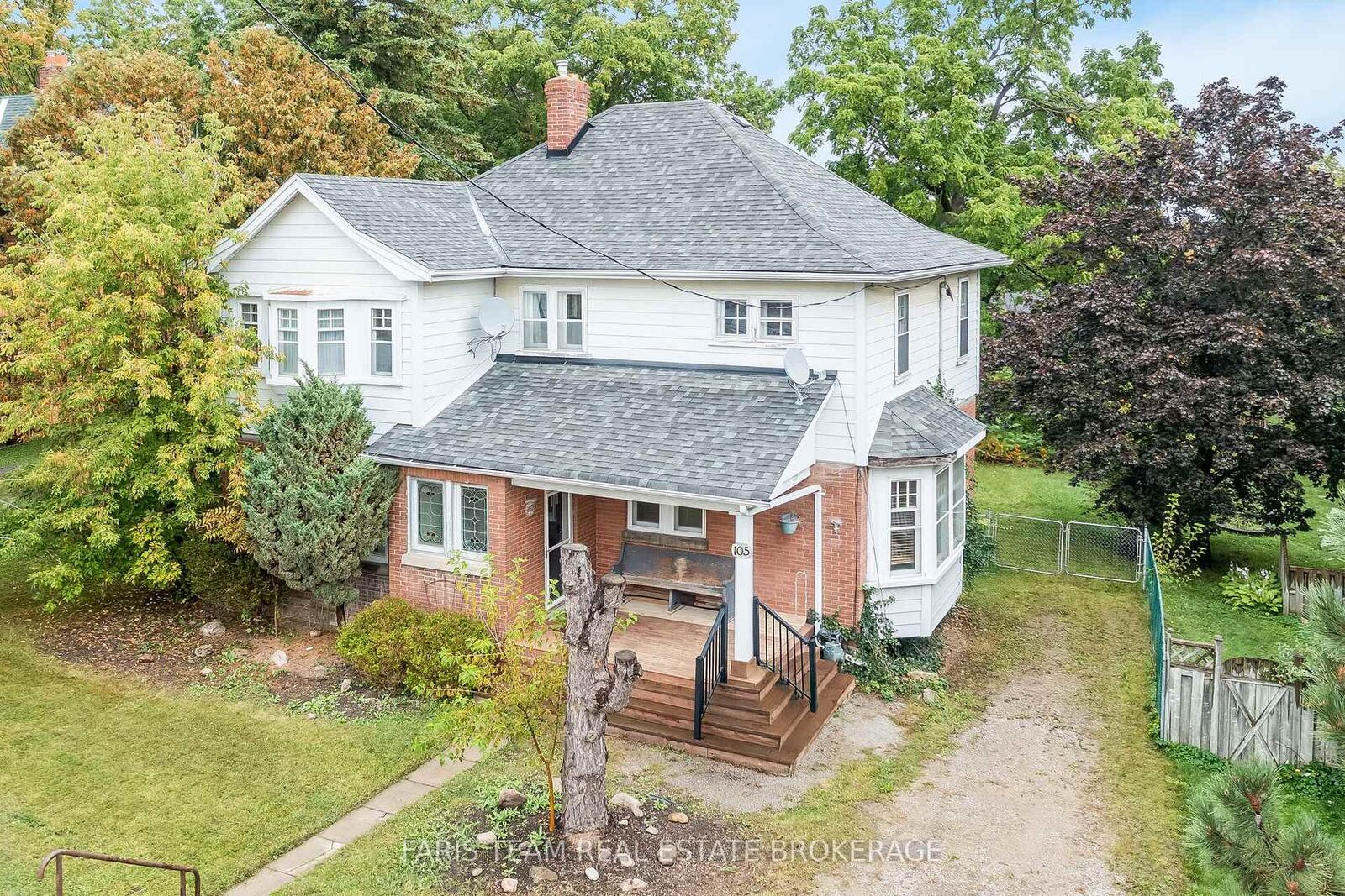 Property Photo:  105 Barrie Street  ON L9S 2C9 
