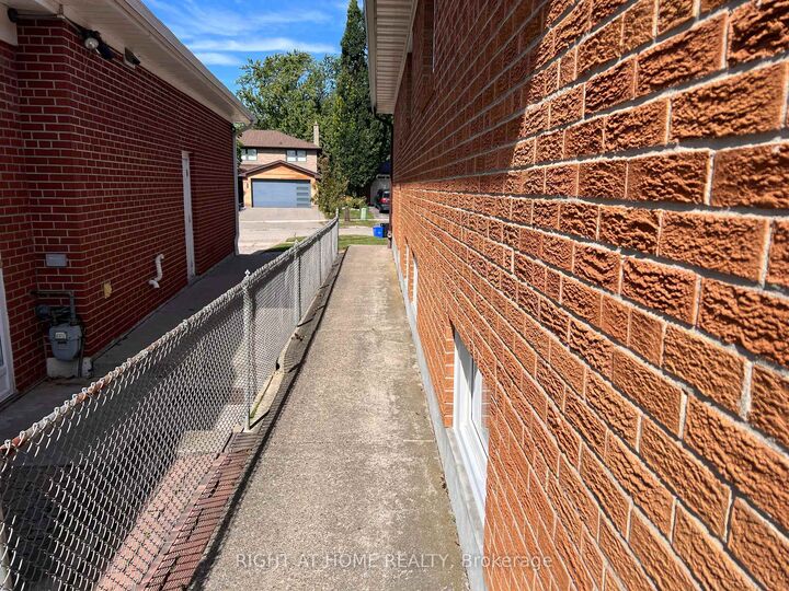 Property Photo:  30 Norbert Crescent Lower  ON M9C 3J9 