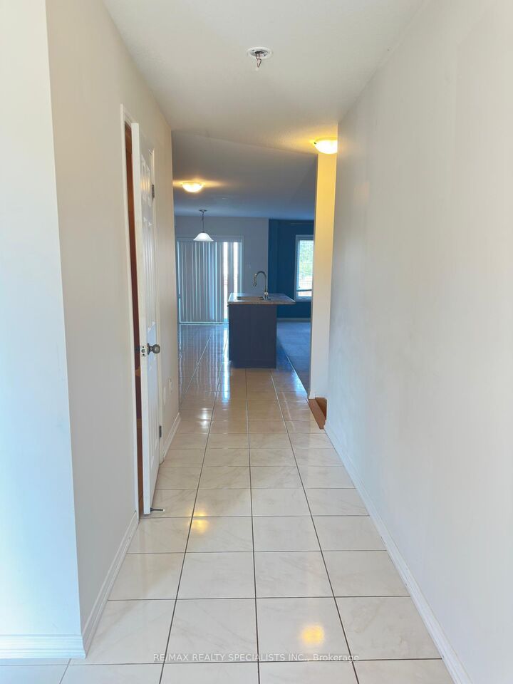 Property Photo:  9 Cole Crescent  ON N3T 0P4 
