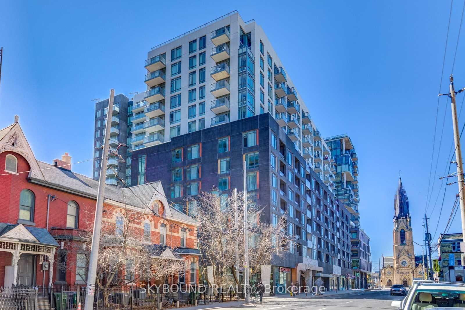 Property Photo:  525 Adelaide Street W 1706  ON M5V 1T6 
