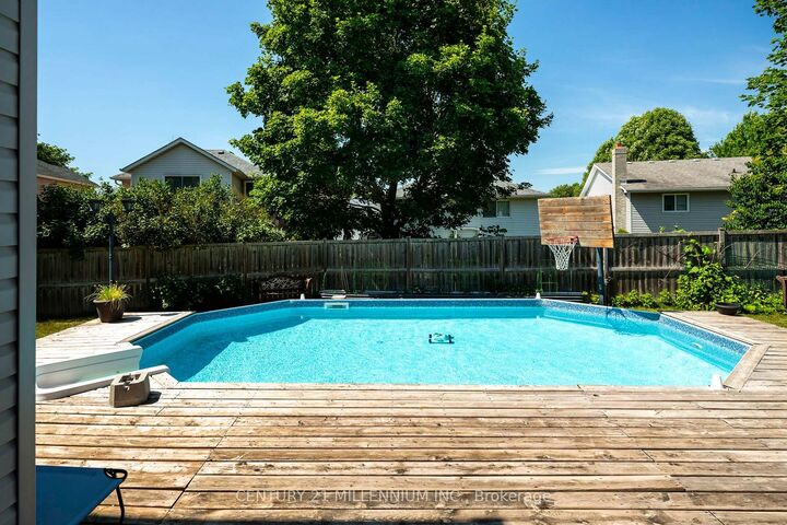 Property Photo:  364 Stoneheight Place  ON N2V 2A8 
