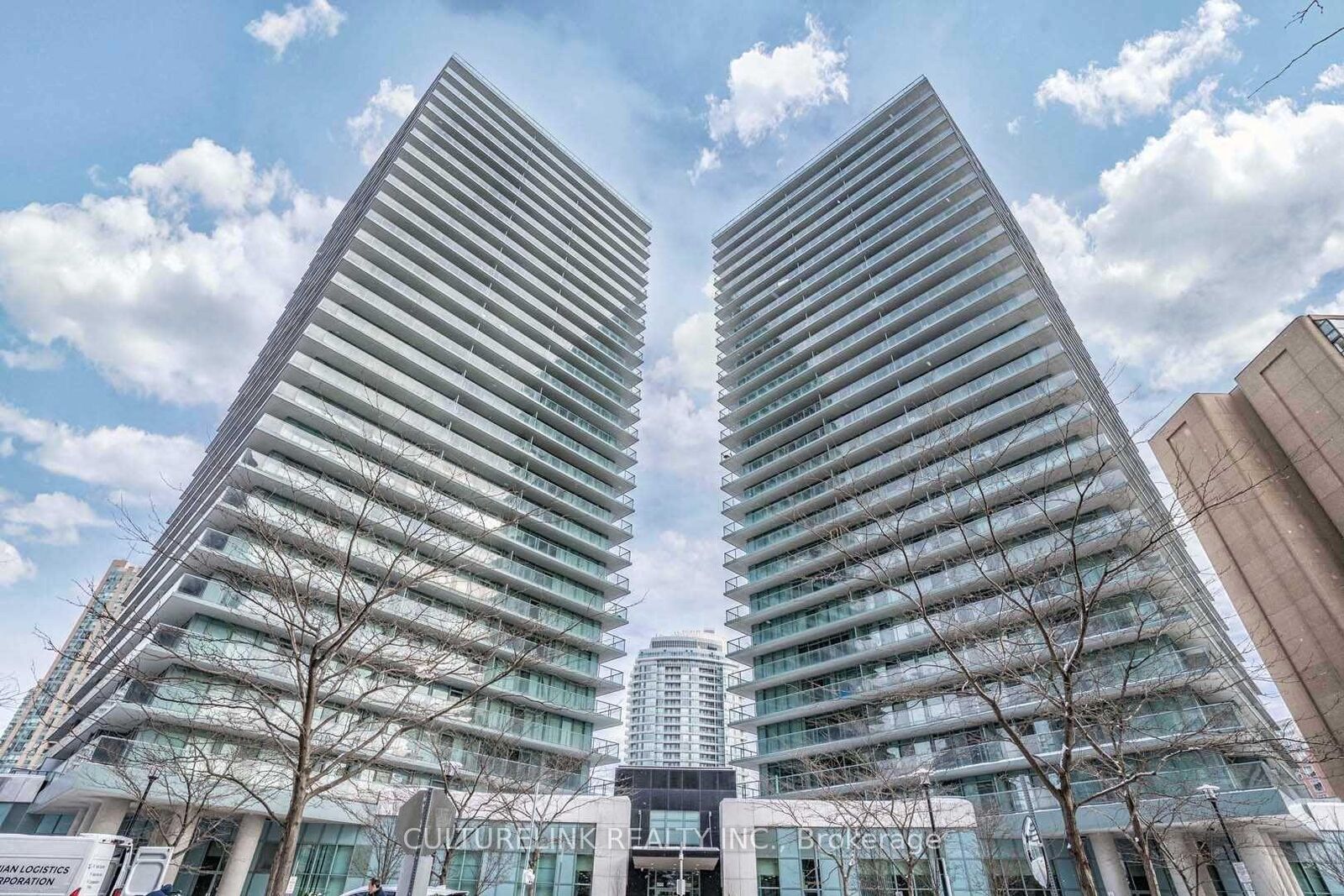 Property Photo:  5500 Yonge Street 1509  ON M2N 7L1 