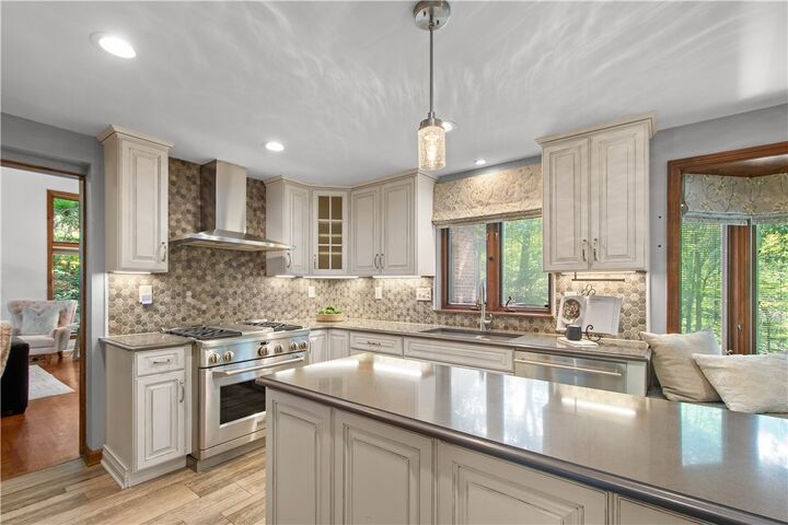 Property Photo: 116 Bethany Dr PA 15317