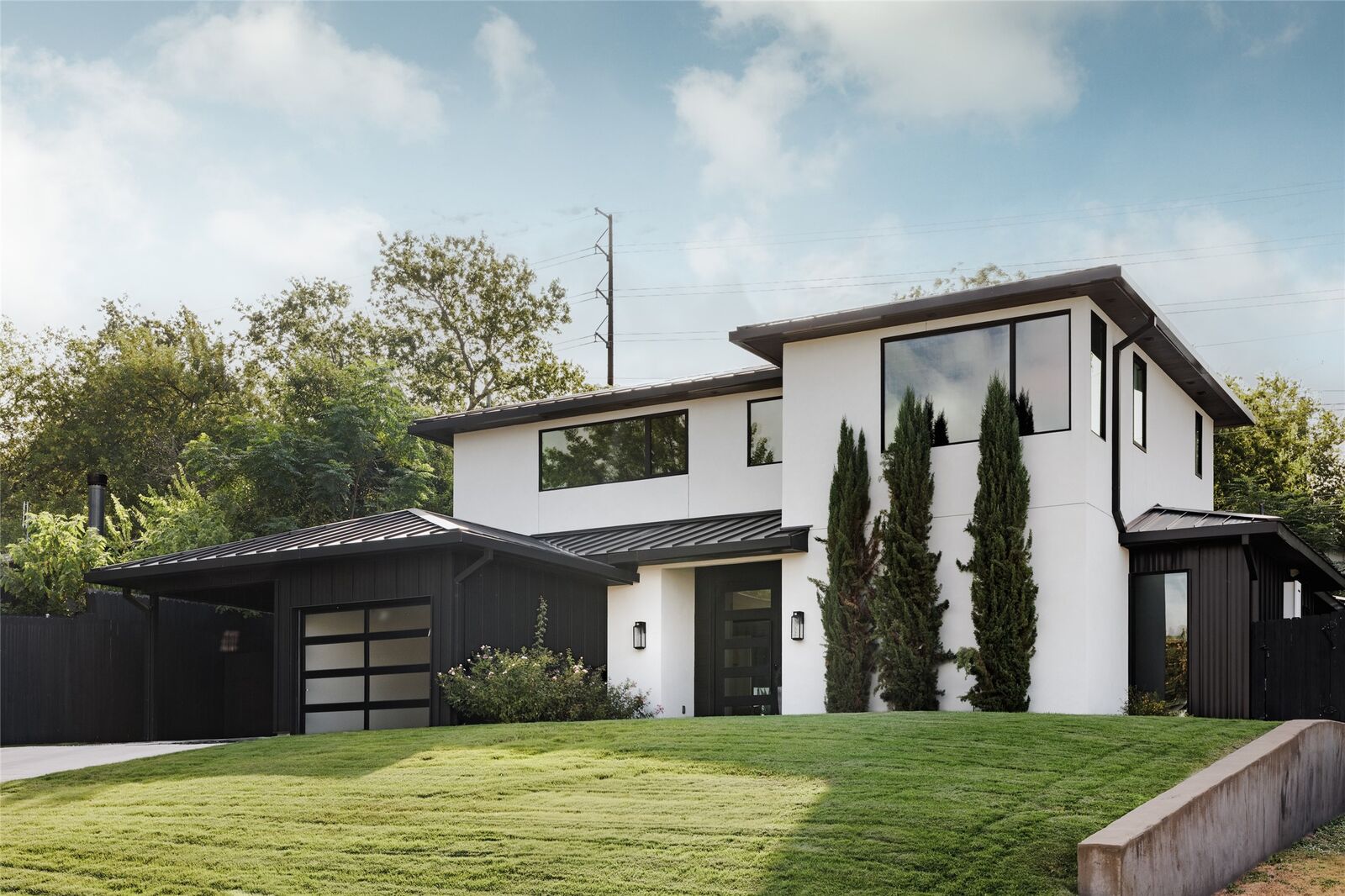 Property Photo:  3007 Garden Villa Lane  TX 78704 