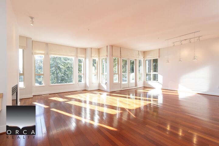 Property Photo:  2491 Folkestone Way  BC V7S 3J1 