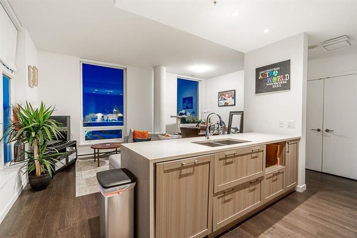 Property Photo:  5665 Boundary Road 3602  BC V5R 0E4 