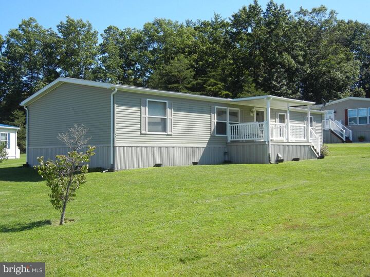 Property Photo: 44 Meadowview Drive PA 17068