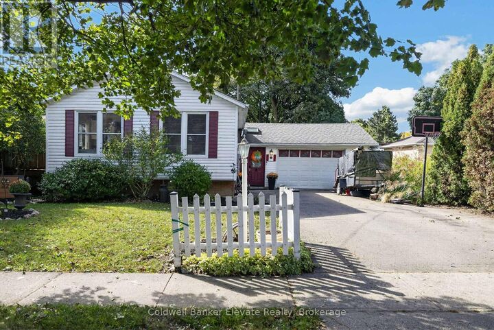Property Photo:  32 Chelvin Drive  ON L7G 4P9 