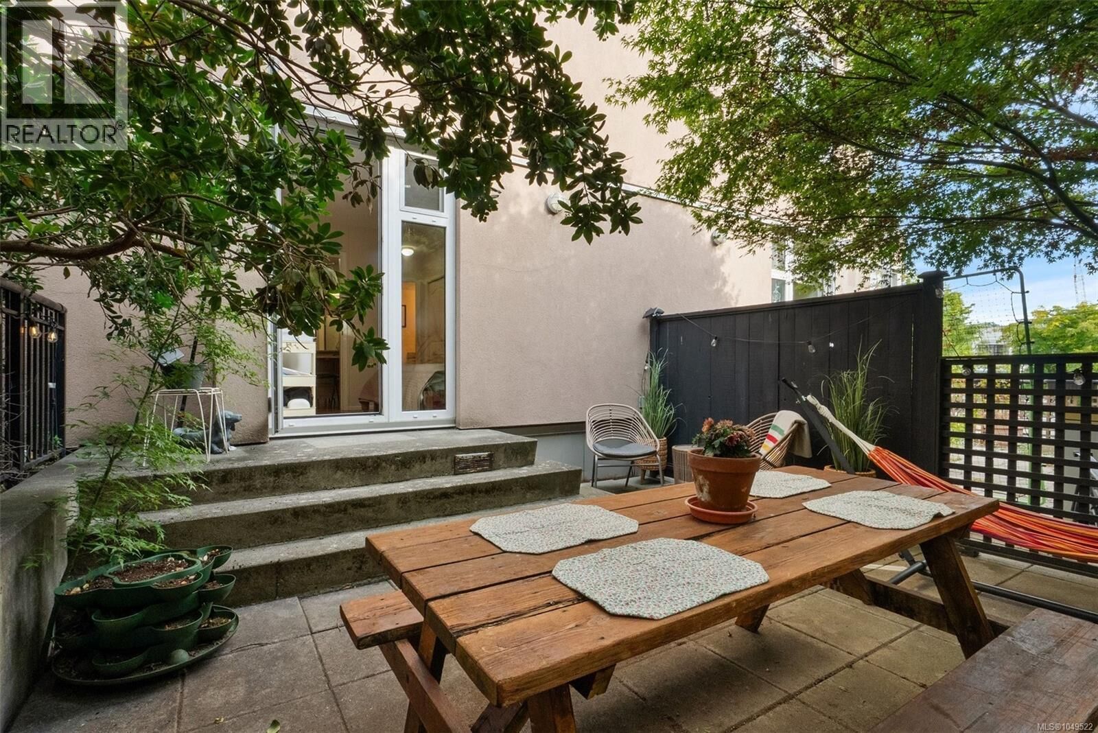 Property Photo:  930 Yates Street 208  BC V8V 4Z3 