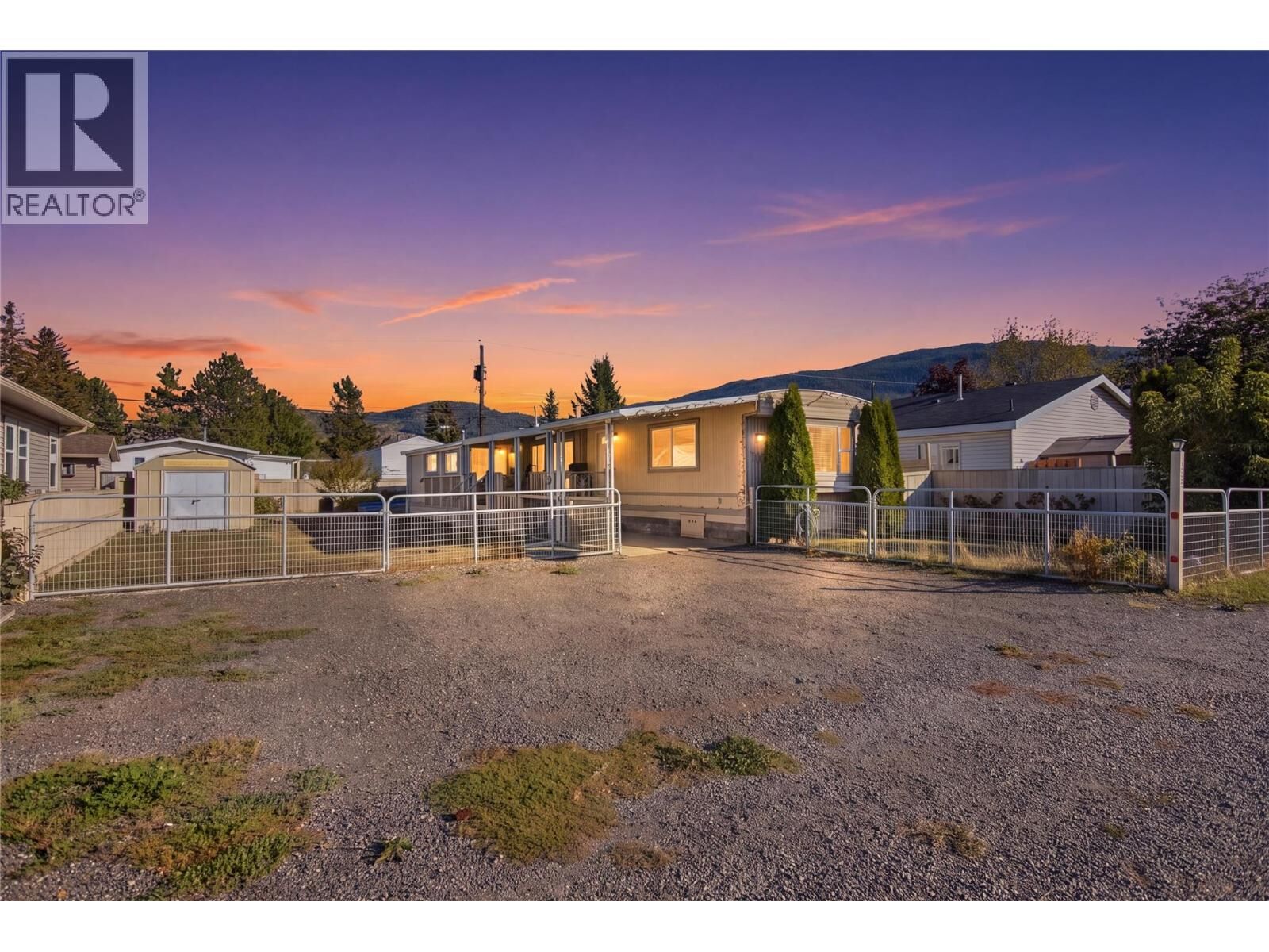 Property Photo:  1352 Douglas Street  BC V1K 1C9 