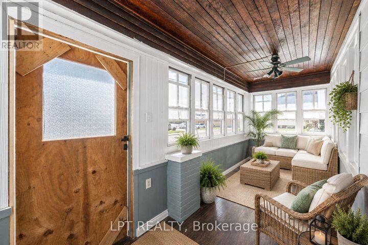 Property Photo:  125 Curtis Street  ON N5P 1J4 