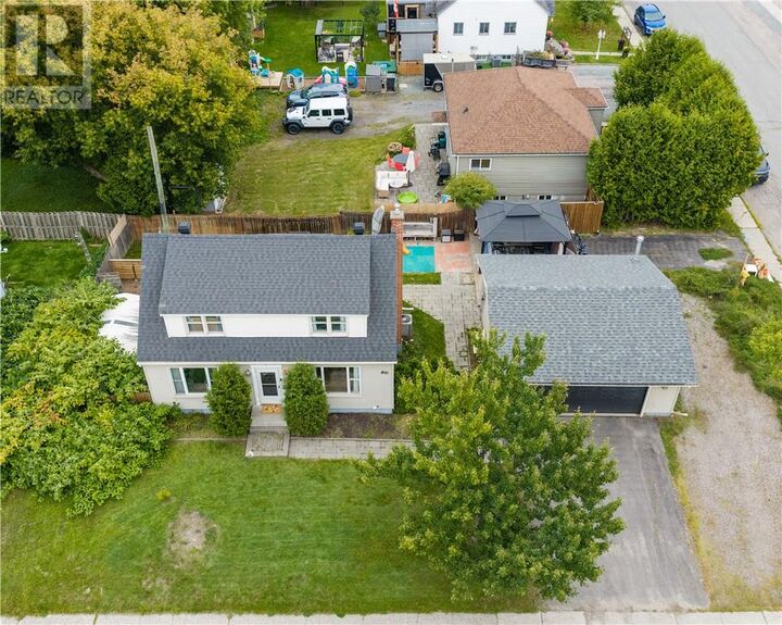 Property Photo:  587 Main Street  ON P3Y 1M9 