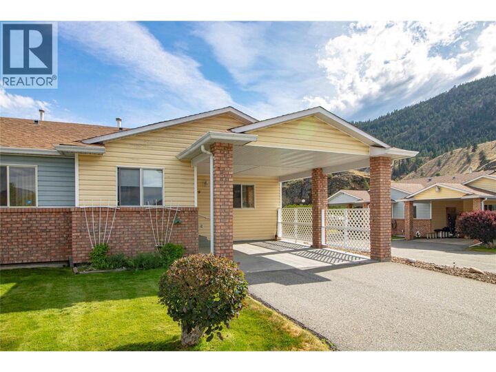 Property Photo:  980 Cedar Street 9  BC V0H 1R4 