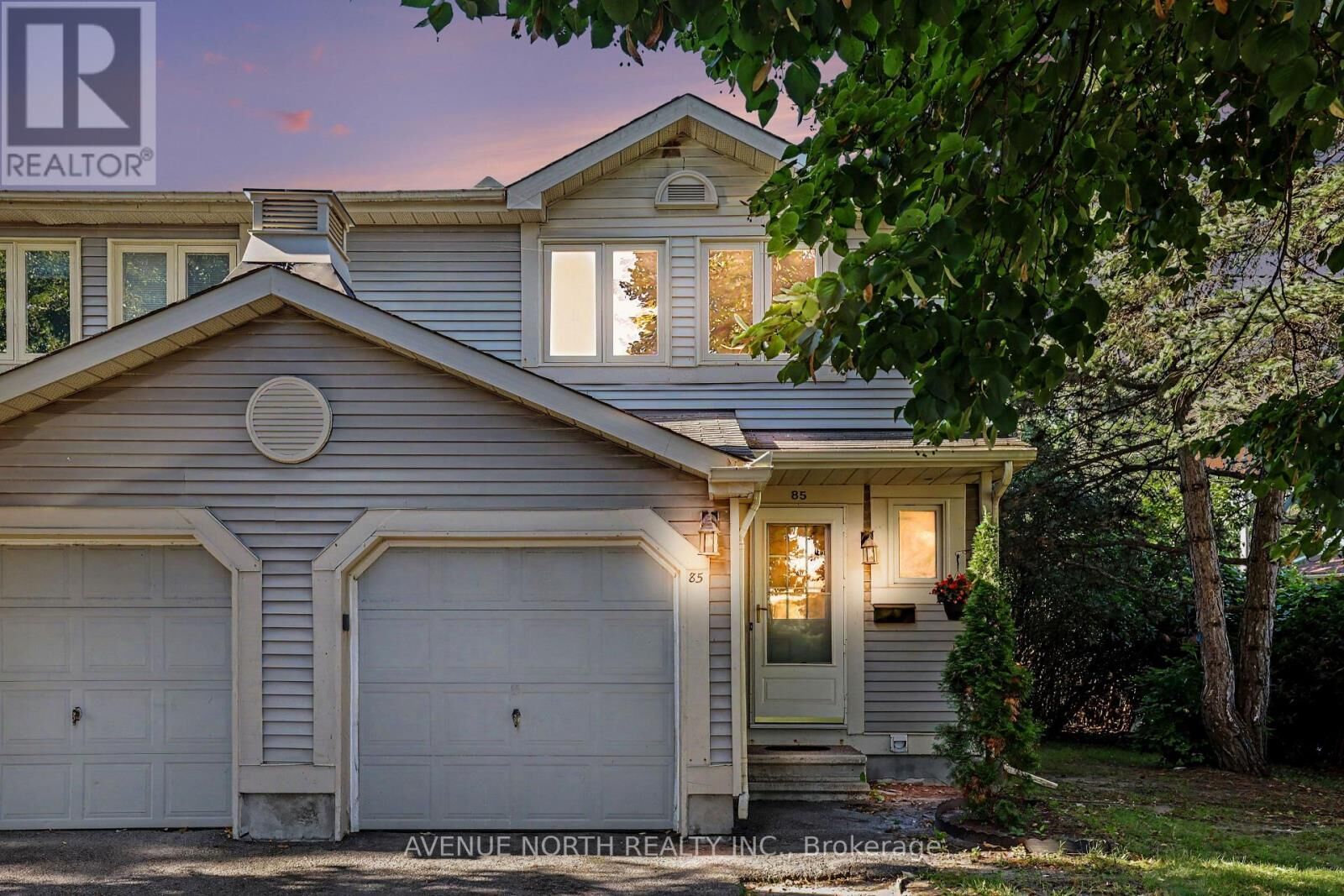 Property Photo: 85 Birmingham Private North ON K2H 9P2