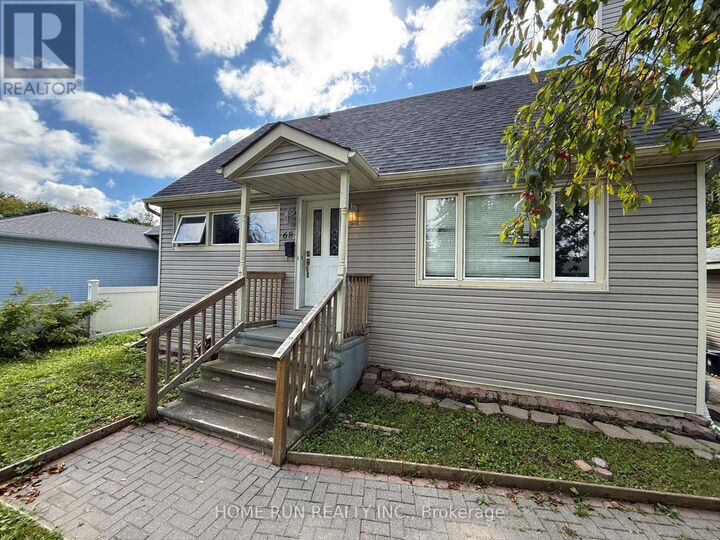 Property Photo:  68 Meadowlands Drive West  ON K2G 2R6 