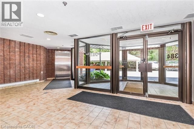 Property Photo:  384 West Erb Street 307  ON N2L 1W6 