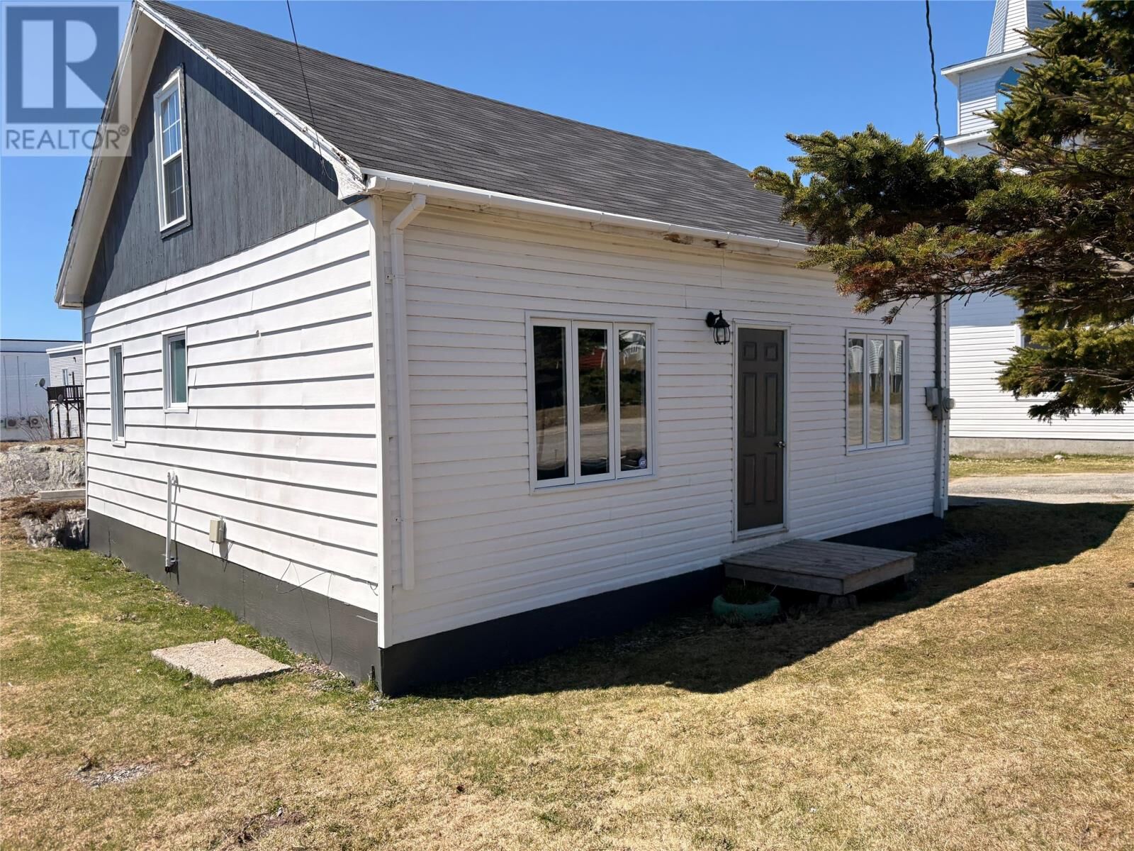 Property Photo:  118 Main Street  NL A0M 1C0 
